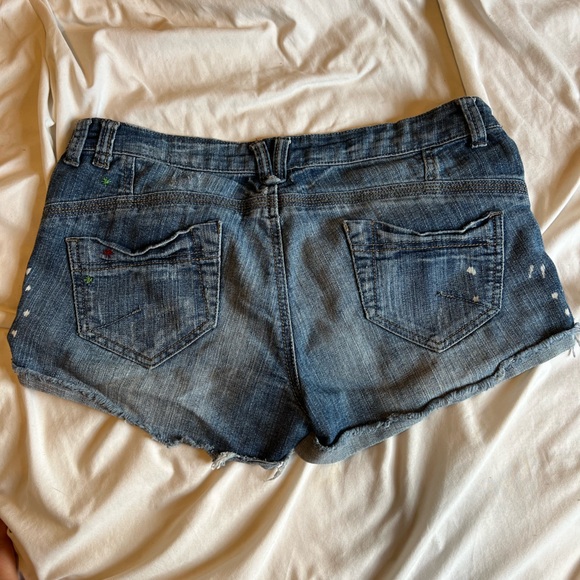 Blue Asphalt Denim Shorts - Embroidered - size 7 - Picture 4 of 6